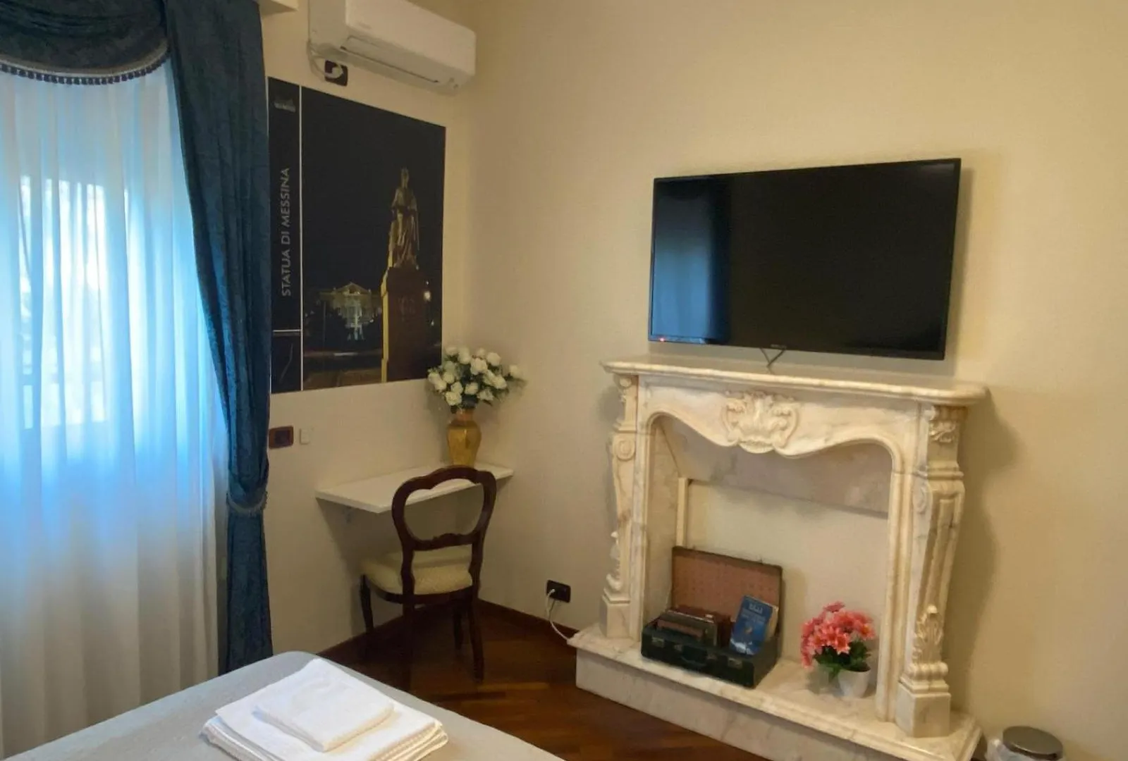 CASA BATTISTI MESSINA bellissimo appartamento in centro città ideale per FAMIGLIE o GRUPPI DI AMICI - max 3 camere, max 8 persone Bed & Breakfast